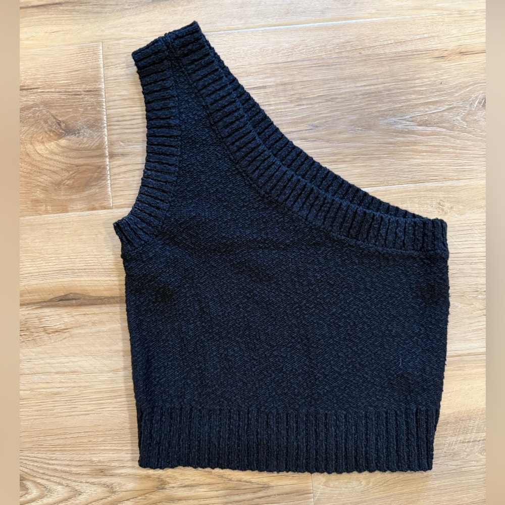 Madewell Black One-Shoulder Crop Top